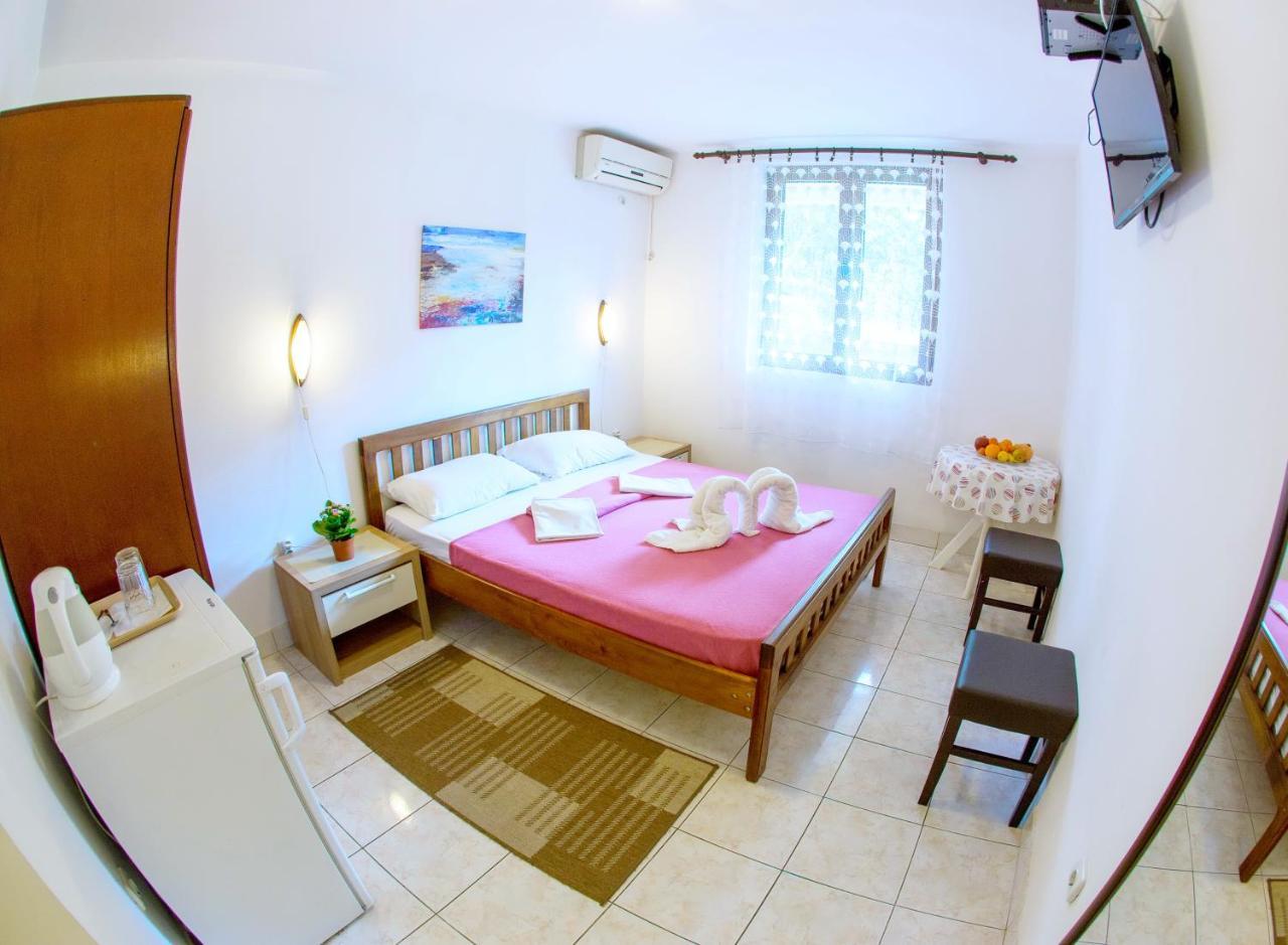 Guest House Mandarina بودفا المظهر الخارجي الصورة