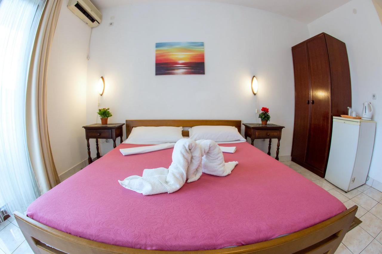 Guest House Mandarina بودفا المظهر الخارجي الصورة